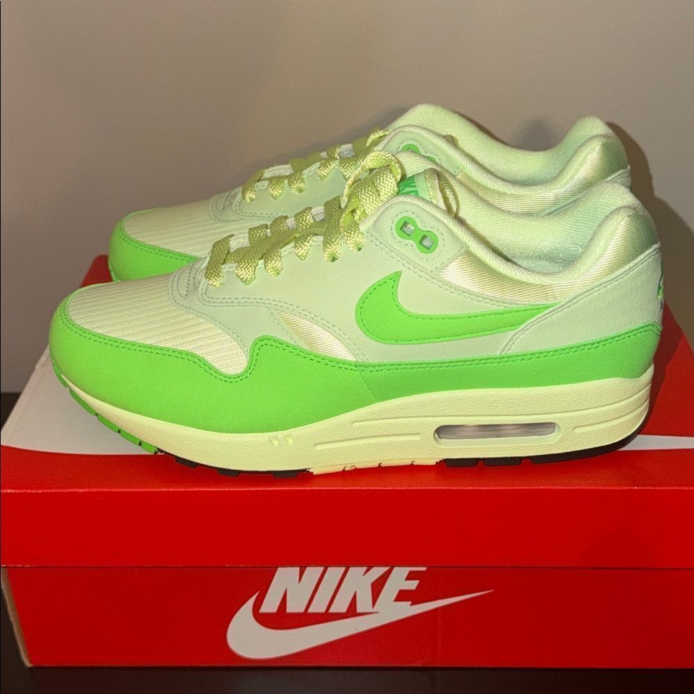 Nike Air Max 1 ‘87 ‘Vapor Green’ HJ7329-376 Women’s Size 10 - Picture 2 of 6
